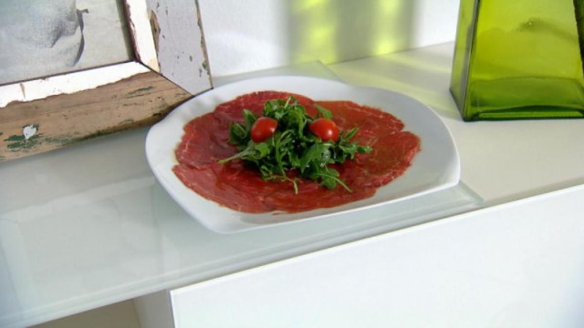 Bilder für Rinder - Carpaccio mit Rucolasalat als Obermann (Alexander Leipold) - Rezept