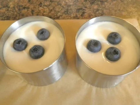 Kleine schnelle Heidelbeer - Quark - Törtchen ... - Rezept - Bild Nr. 6