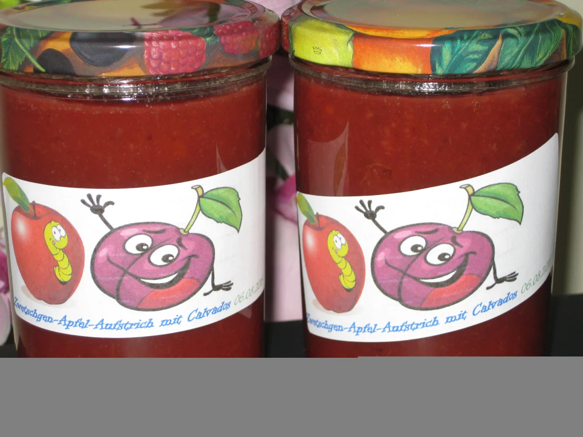 Rezept: Zwetschgen-Apfel-Aufstrich mit Calvados Bild Nr. 146 Zwetschgen-Apfel-Aufstrich mit Calvados - Rezept - Bild Nr. 146