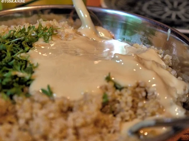 Gekühlte Tomatensuppe mit Quinoa-Mandel-Bällchen - Rezept - Bild Nr. 9