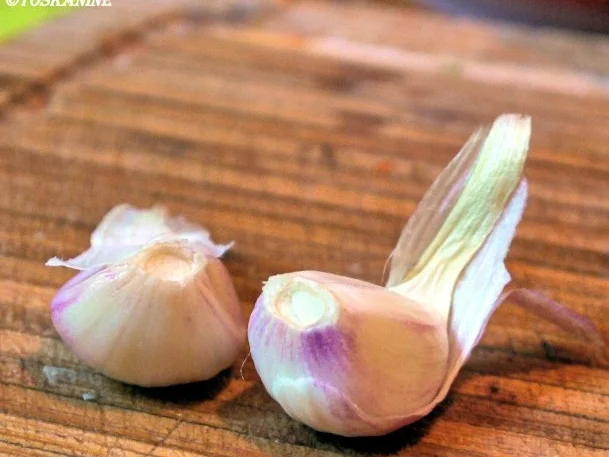 Gekühlte Tomatensuppe mit Quinoa-Mandel-Bällchen - Rezept - Bild Nr. 3