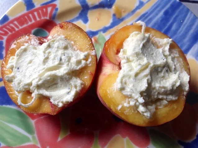 Rezept: Gebackener Pfirsich auf Salat Bild Nr. 5 Gebackener Pfirsich auf Salat - Rezept - Bild Nr. 5