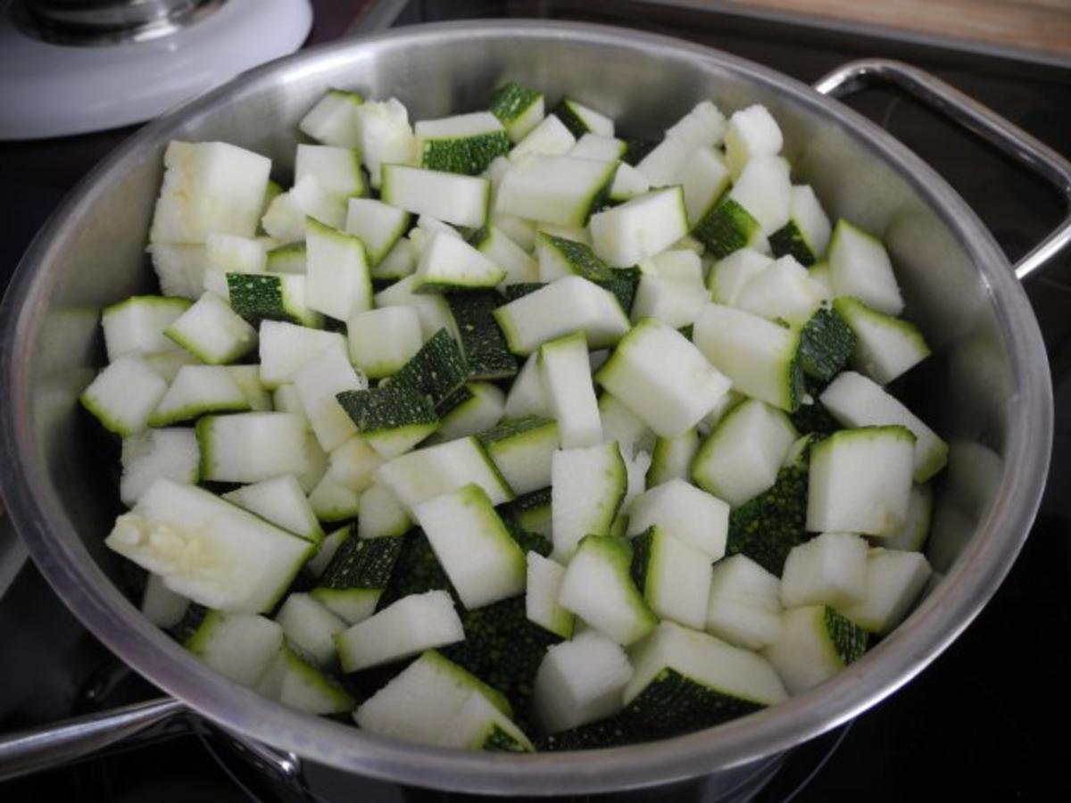 Schonkost : Gemüse - Cremsuppe mit Mandelsahne - Rezept - Bild Nr. 7