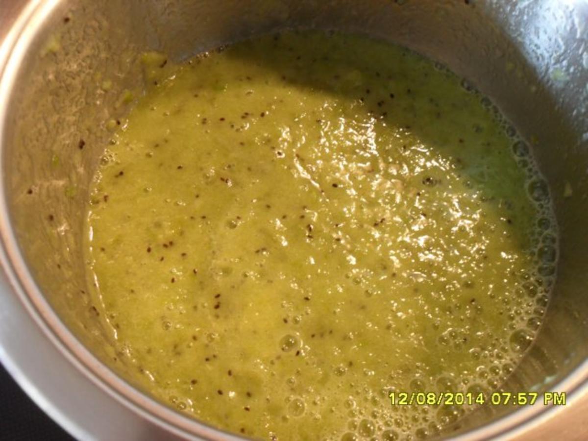 Kiwi gelbe Pflaumen Marmelade - schnell &amp; einfach - 131 kcal/100g