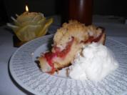 Gabi's erster Pflaumenkuchen mit Pflaumen aus Nachbar's Garten - und auch letzer Kuchen - Rezept