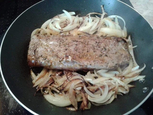 Lammlachse mit Süsskartoffelstampf und Gurkensalat - Rezept - Bild Nr. 3