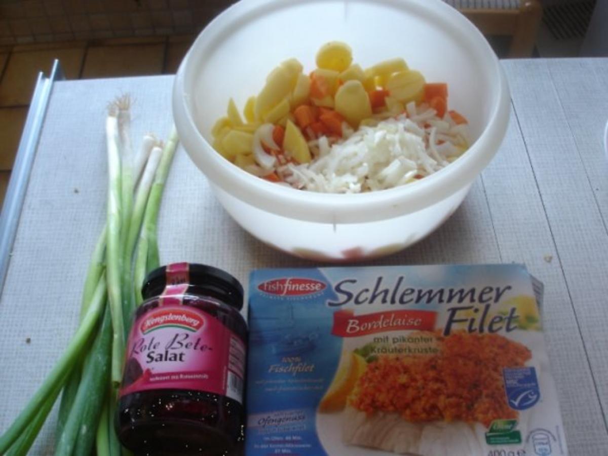 Schlemmerfilet mit Möhren-Kartoffel-Stampf und Rote Bete-Salat - Rezept - Bild Nr. 2