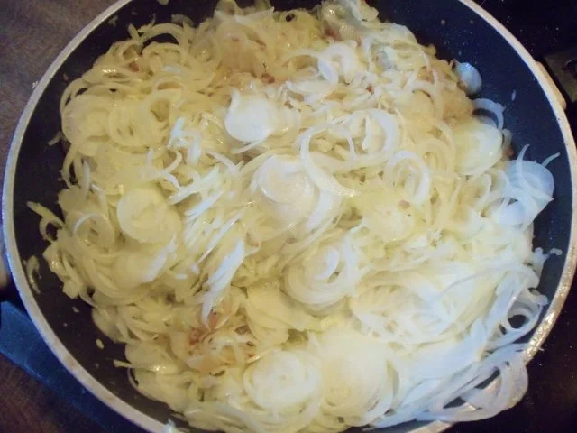 Rezept: Zwiebelkuchen nach Art der Lebensreise Bild Nr. 4 Zwiebelkuchen nach Art der Lebensreise - Rezept - Bild Nr. 4