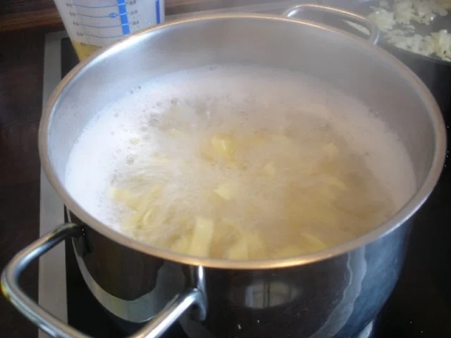 Pfifferlinge in Sahnesauce mit Bandnudeln - Rezept - Bild Nr. 4