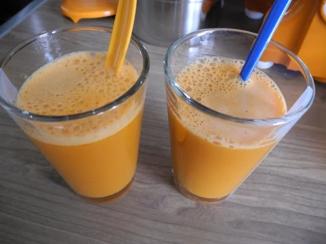 Rezept: Selbstgepressten Karotten - Apfelsaft Selbstgepressten Karotten - Apfelsaft - Rezept