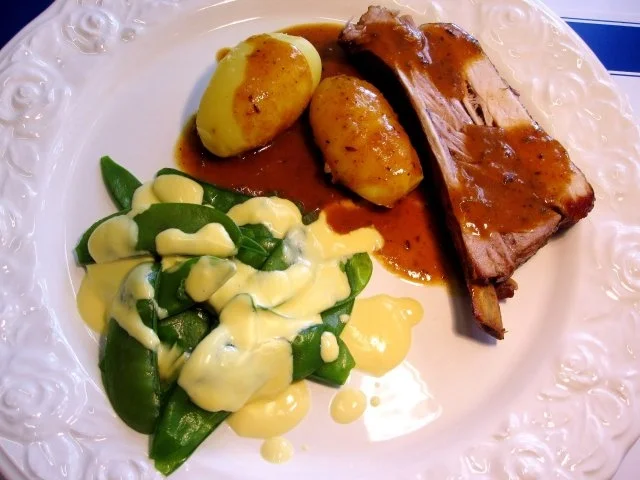 Rezept: Grüne Erbsenschoten mit Zitronen-Hollandaise Bild Nr. 4 Grüne Erbsenschoten mit Zitronen-Hollandaise - Rezept - Bild Nr. 4