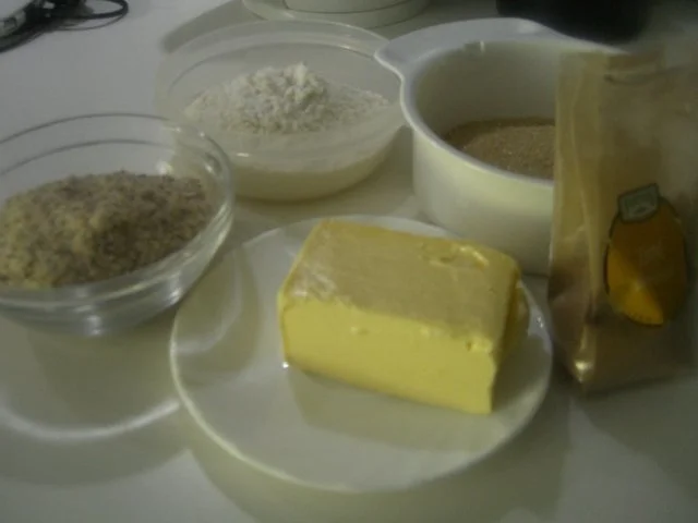 Rezept: Apple-Pie mit Zimt-Nuss-Streuseln (Cinnamon Crumble Apple Pie) Bild Nr. 12 Apple-Pie mit Zimt-Nuss-Streuseln (Cinnamon Crumble Apple Pie) - Rezept - Bild Nr. 12