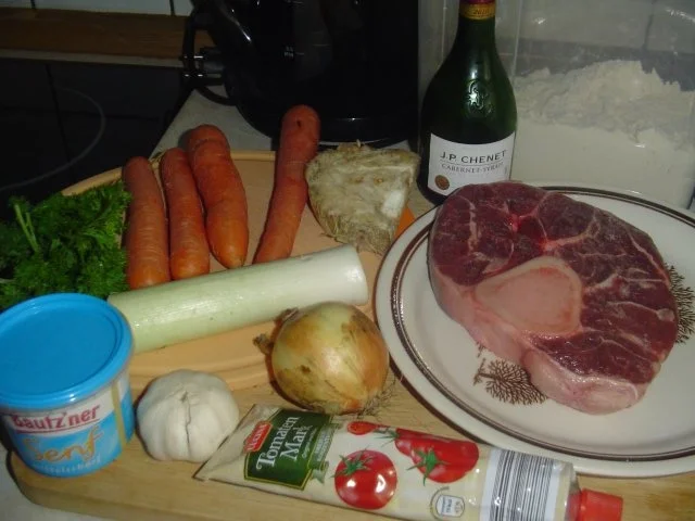 Rezept: Geschmorte Beinscheiben Bild Nr. 2 Geschmorte Beinscheiben - Rezept - Bild Nr. 2