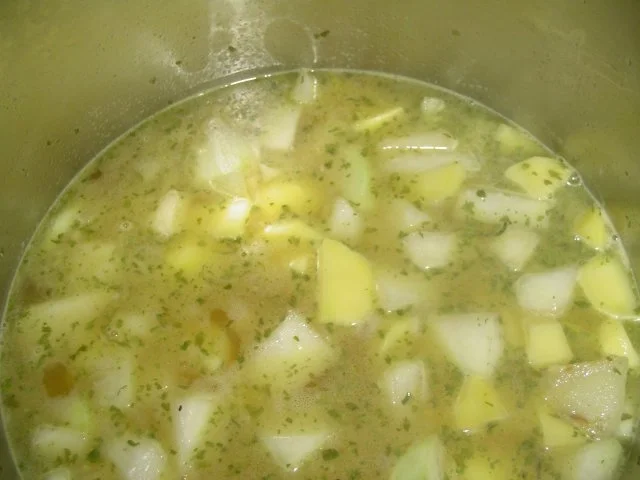 Rezept: Kohlrabicremesuppe Bild Nr. 9 Kohlrabicremesuppe - Rezept - Bild Nr. 9