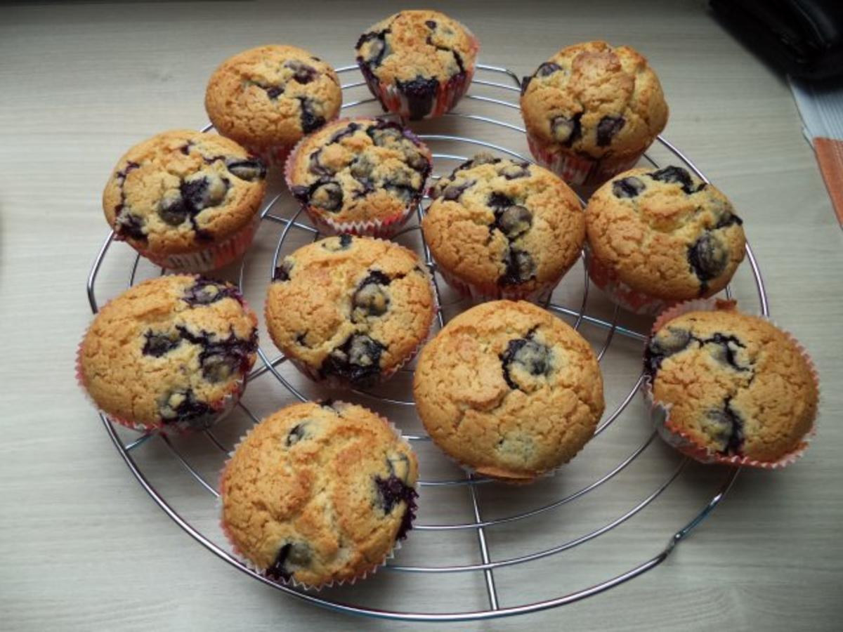 Bilder für Heidelbeer-Eierlikör-Muffins Rezept