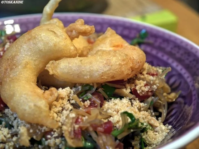 Glasnudelsalat mit Tempura-Garnelen - Rezept