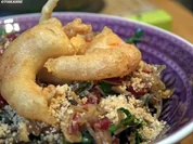 Glasnudelsalat mit Tempura-Garnelen - Rezept