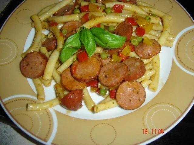 Nudelpfanne aus Reste - Rezept