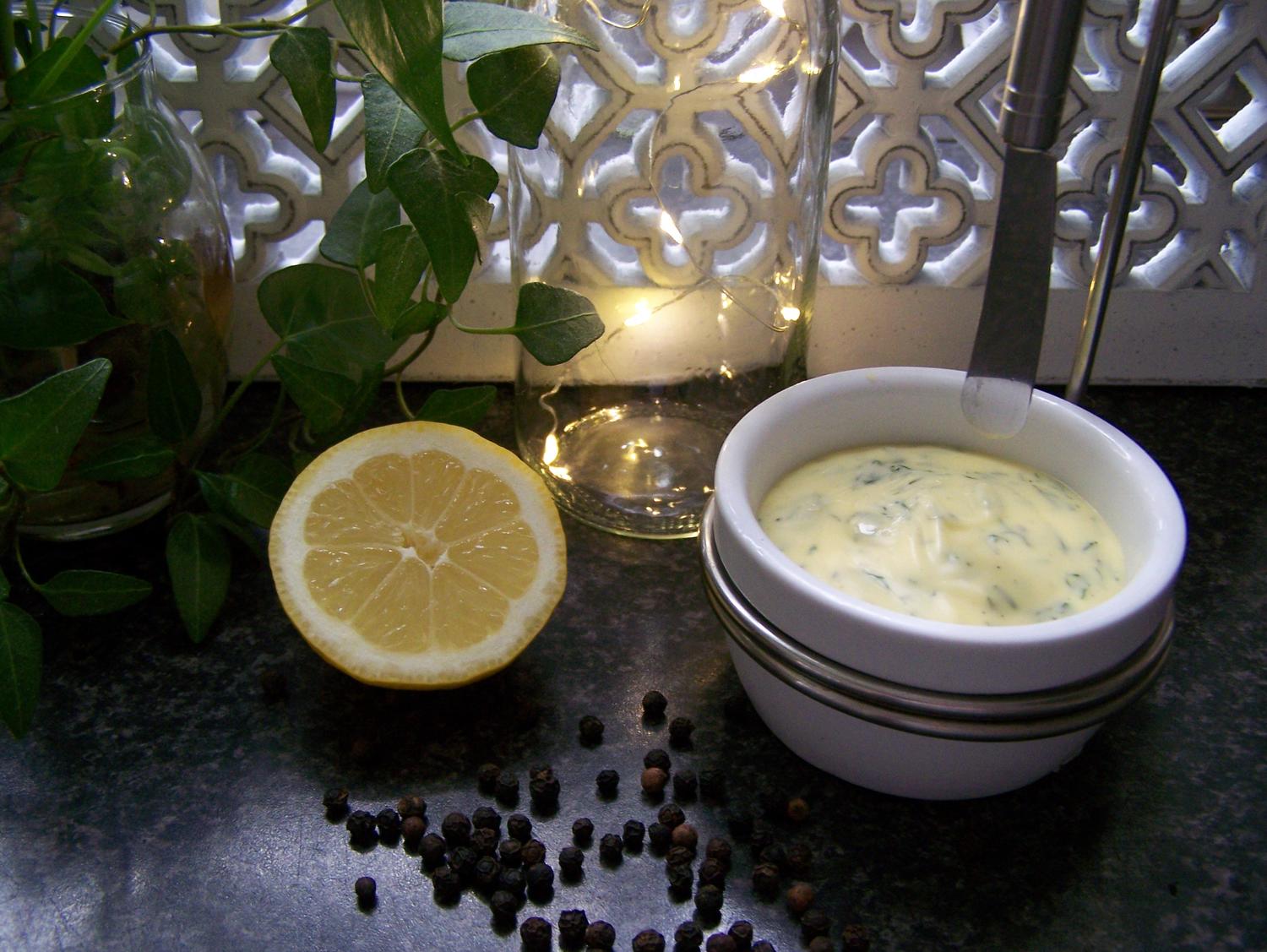 Zitronen - Dill - Butter a la Hoci - Rezept - kochbar.de