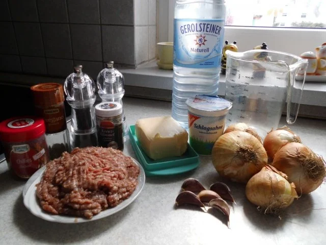 Auflauf: Hackfleisch mit Zwiebeln / Auflauf ist eine Ansammlung von Menschen - Rezept - Bild Nr. 2