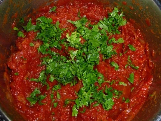 Rezept: Spaghetti mit einer kleinen raffinierten Tomatensauce Bild Nr. 5 Spaghetti mit einer kleinen raffinierten Tomatensauce - Rezept - Bild Nr. 5