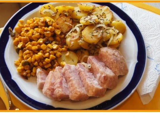 Bratkartoffeln mit Mais und Sülze - Rezept