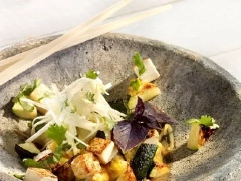 Gemüse-Champuru mit Apfel-Papaya-Salat - Rezept