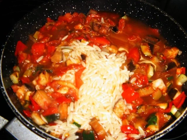 Ratatouille mit Kritharki-Nudeln - Rezept - Bild Nr. 8