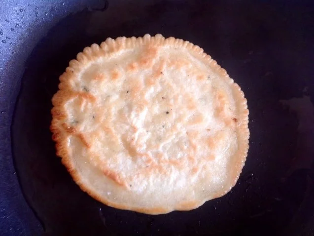 Pitabrot aus der Pfanne mit einem Gemüse-Dip - Rezept - Bild Nr. 5