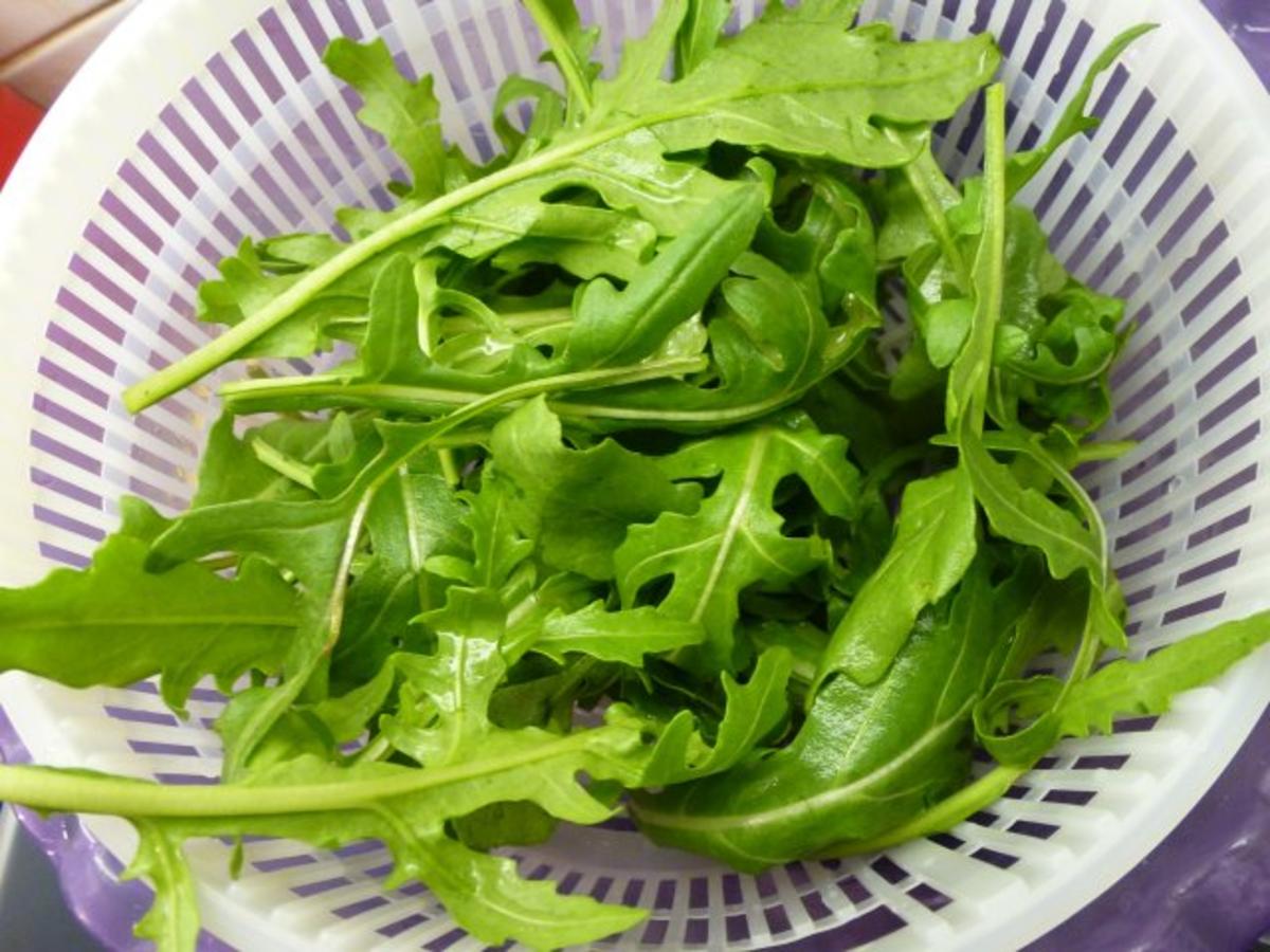 Bilder für Wilde Rauke-Tomatensalat - Rezept