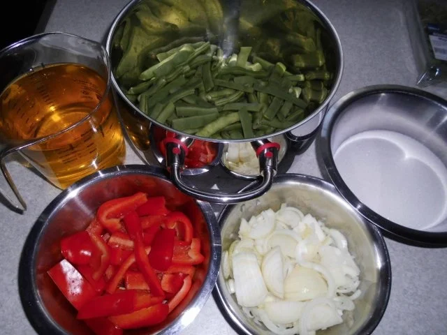 Grüne Bohnen mit Paprikaschoten süß-sauer eingelegt - Rezept - Bild Nr. 4