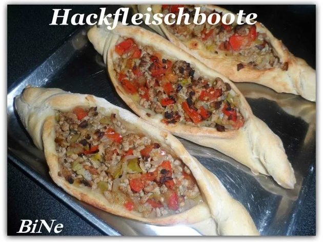 Rezept: BiNe` S HACKFLEISCHBOOTE Bild Nr. 9 BiNe` S HACKFLEISCHBOOTE - Rezept - Bild Nr. 9