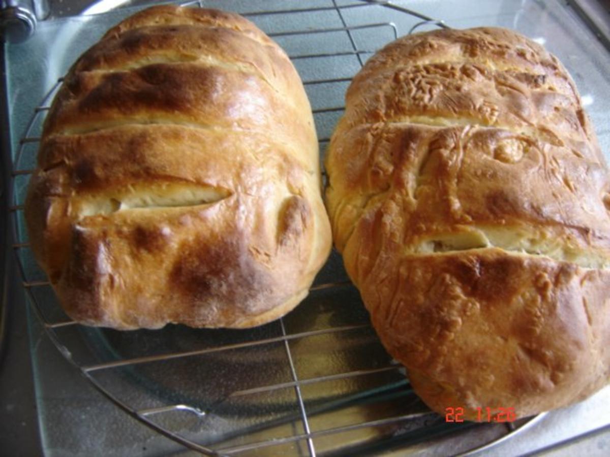 Bilder für Griechisches Weißbrot frisch aus dem Ofen - Rezept