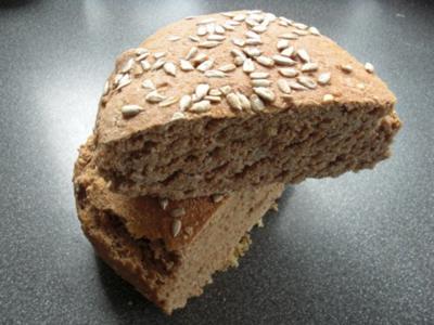 Rezept: Grundteig, Sauerteigansatz Siegfried (Bruder von Hermann) Grundteig, Sauerteigansatz Siegfried (Bruder von Hermann) - Rezept