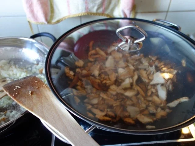 Rezept: Pilzgericht direkt aus dem Walde Bild Nr. 6 Pilzgericht direkt aus dem Walde - Rezept - Bild Nr. 6