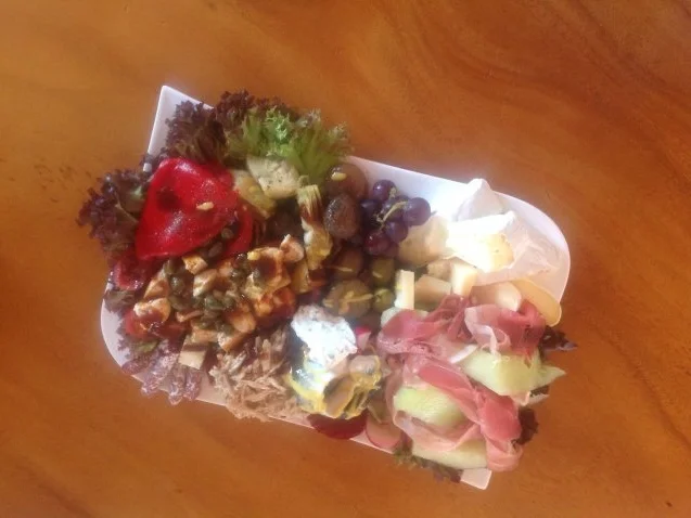 Raclette oder fonduereste Antipastiplatte - Rezept