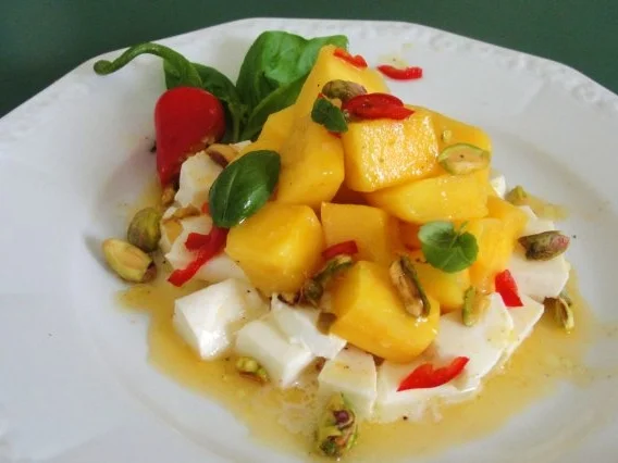 Rezept: Mozzarella meets Mango Bild Nr. 2 Mozzarella meets Mango - Rezept - Bild Nr. 2
