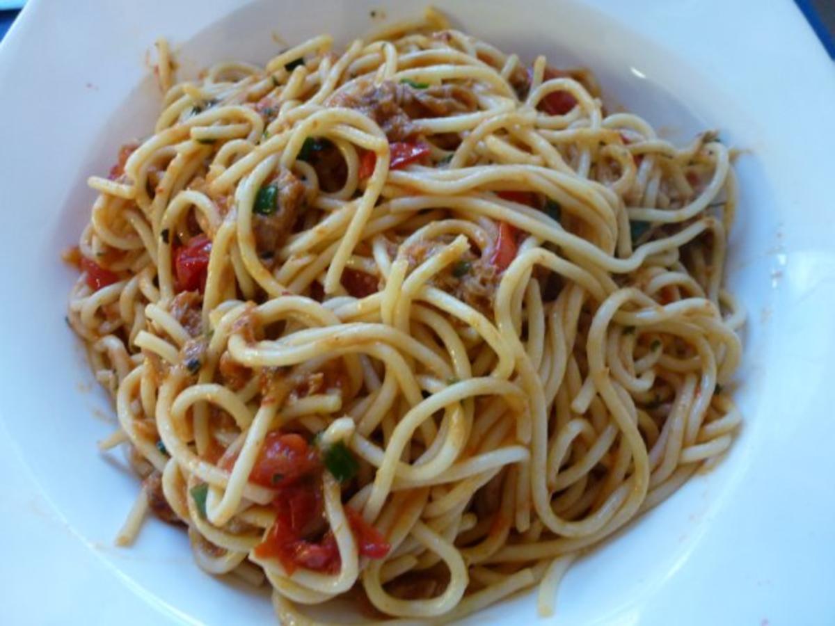 Knoblauch-Tomatenspaghetti - Rezept - Bild Nr. 6