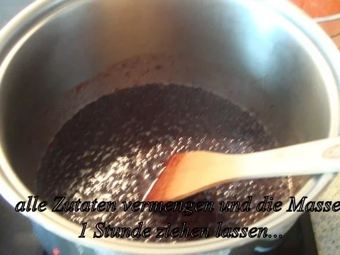 Sauerkirsch-Holunderbeeren Marmelade gepimmt mit Tonkabohne - Rezept - Bild Nr. 5