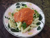 Rezept: Tomatensoรe mit Karottentrester an Kamut - Penne mit Leinรถl und Petersilie Tomatensoรe mit Karottentrester an Kamut - Penne mit Leinรถl und Petersilie - Rezept