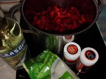 Liköre: Erdbeerlikör "Mrs. Peppy" - Rezept - Bild Nr. 2