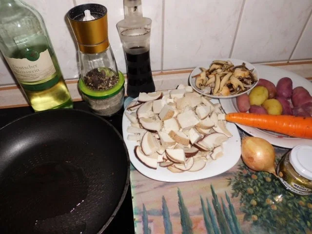 Rezept: Pfannengericht: Gemüse-Pilz-Pfanne Bild Nr. 2 Pfannengericht: Gemüse-Pilz-Pfanne - Rezept - Bild Nr. 2