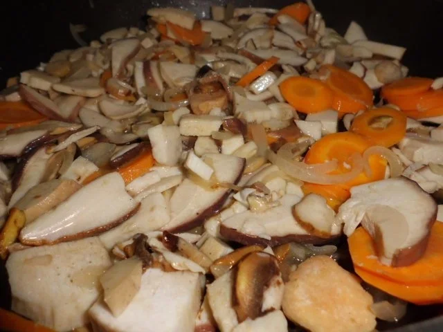 Rezept: Pfannengericht: Gemüse-Pilz-Pfanne Bild Nr. 4 Pfannengericht: Gemüse-Pilz-Pfanne - Rezept - Bild Nr. 4