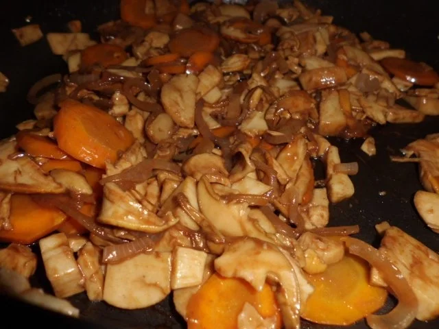 Rezept: Pfannengericht: Gemüse-Pilz-Pfanne Bild Nr. 5 Pfannengericht: Gemüse-Pilz-Pfanne - Rezept - Bild Nr. 5