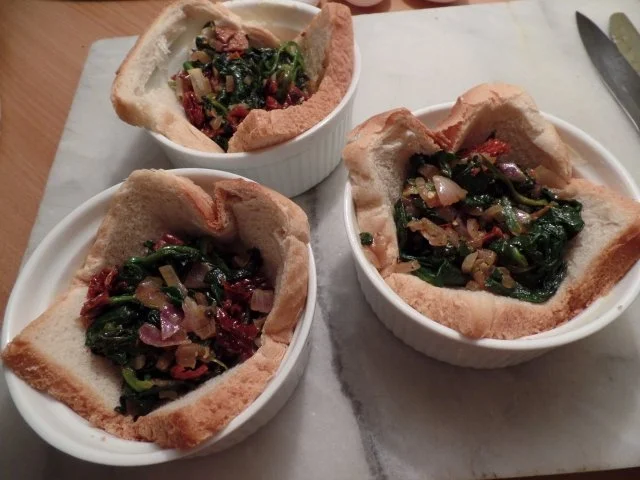 Rezept: Spinat-Törtchen mit Ei Bild Nr. 4 Spinat-Törtchen mit Ei - Rezept - Bild Nr. 4