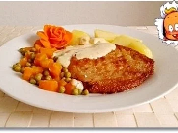 Minutensteak nappiert mit Sauce Café de Paris, dazu gedünstetes Gemüse und ... - Rezept