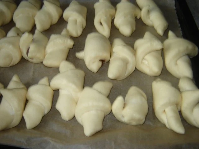 Rezept: Schokohörnchen Bild Nr. 10 Schokohörnchen - Rezept - Bild Nr. 10