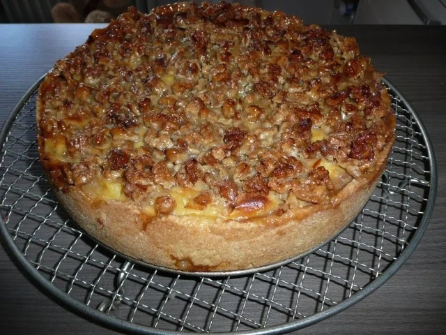 Apfelkuchen mit karamellisierten Wallnüssen, zur 135 Jahre Feier. - Rezept - Bild Nr. 7