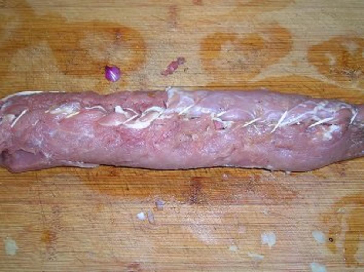 Schweinefilet gefüllt mit Pfifferlingen an Herrenkartoffeln - Rezept - Bild Nr. 9