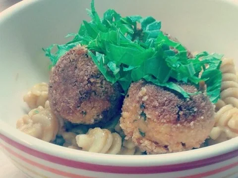 Rezept: Tofu-Bällchen Tofu-Bällchen - Rezept